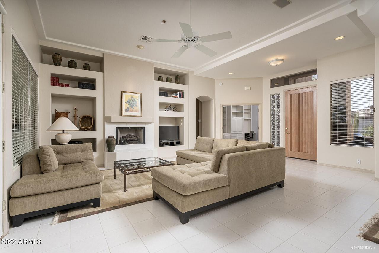 7035 E Eagle Feather Rd., Scottsdale, AZ 85266