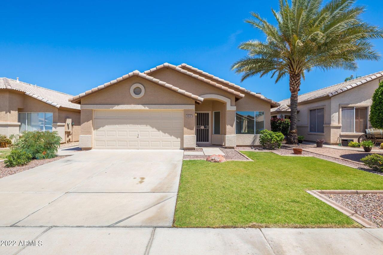 8630 W Laurel Ln., Peoria, AZ 85345