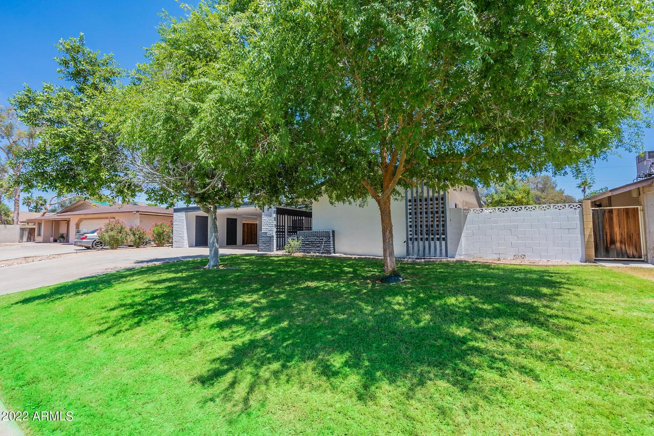 15041 N 5th St., Phoenix, AZ 85022