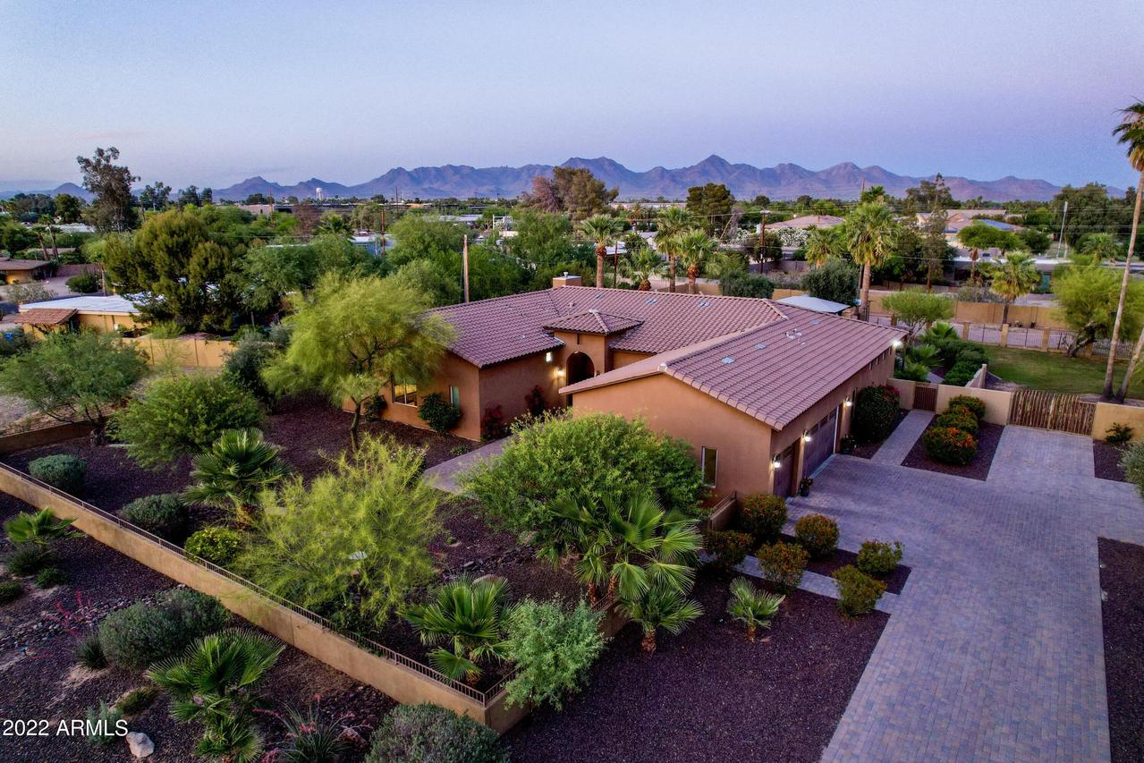 12445 N 71st St., Scottsdale, AZ 85254