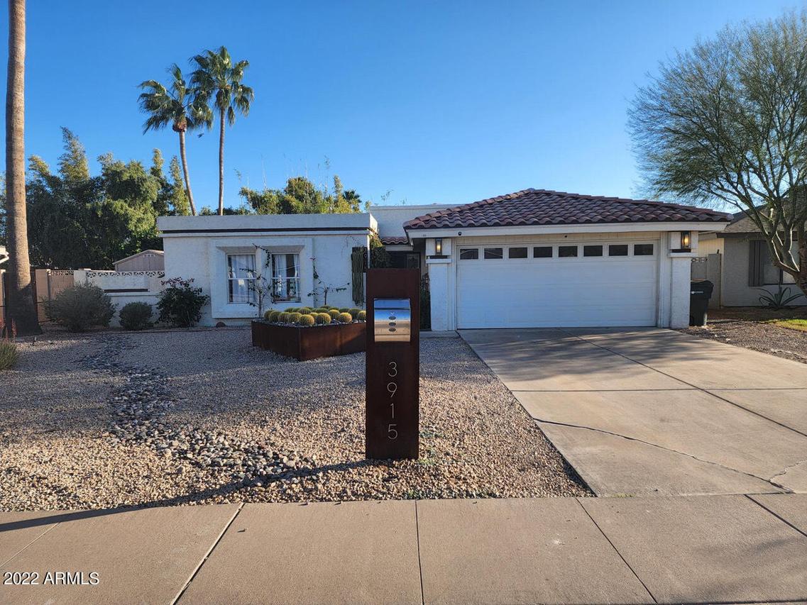 3915 E Larkspur Dr., Phoenix, AZ 85032