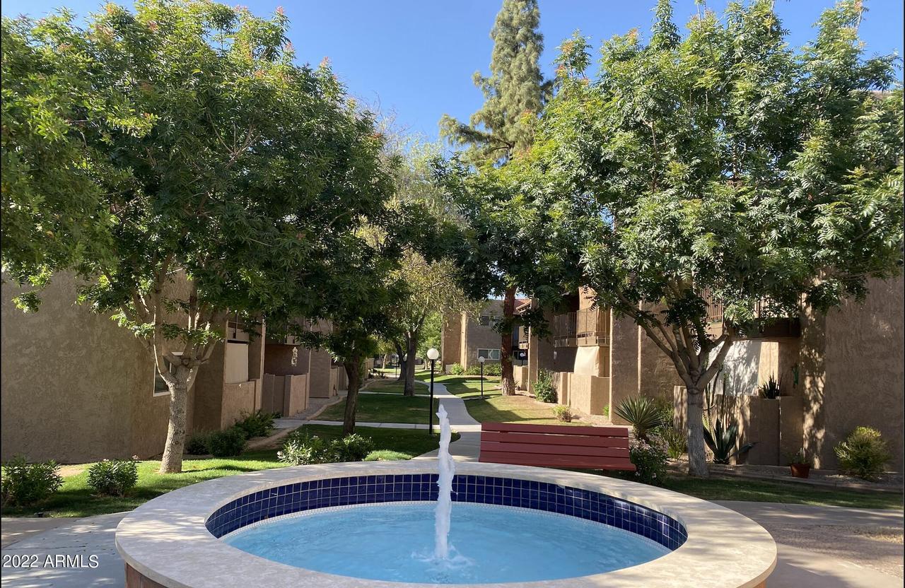 5525 E Thomas Rd. #J7, Phoenix, AZ 85018