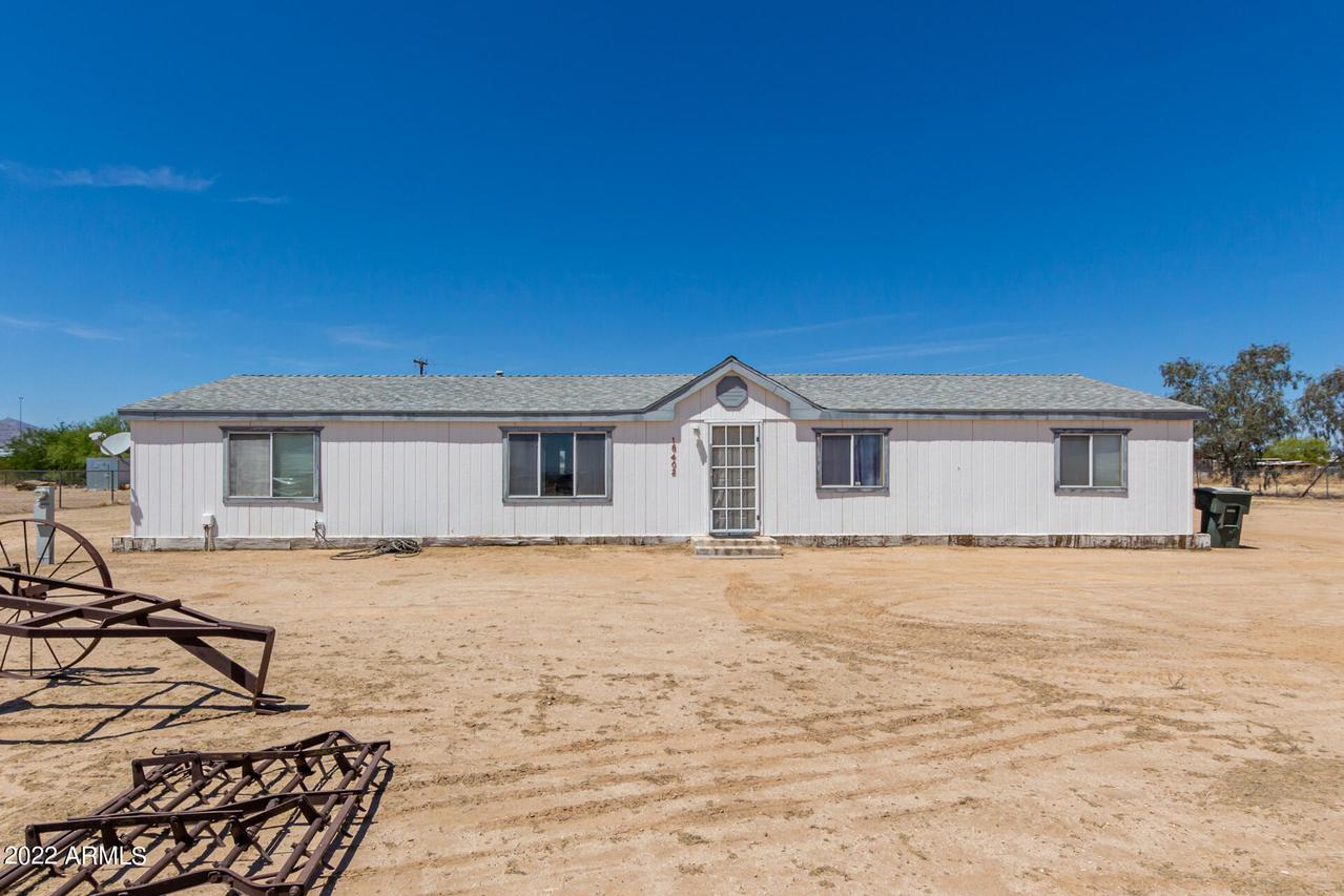 18402 W Latham St., Goodyear, AZ 85338