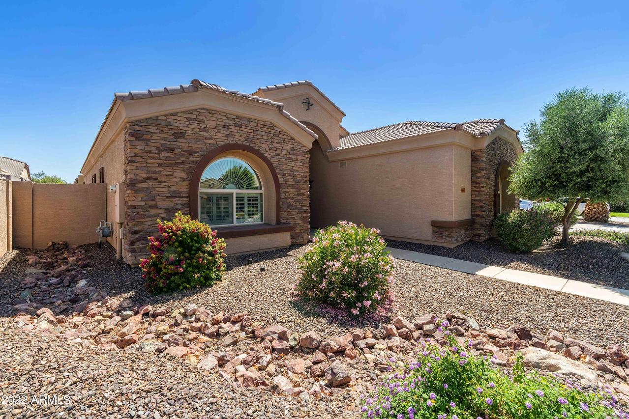 21263 E Russet Rd., Queen Creek, AZ 85142