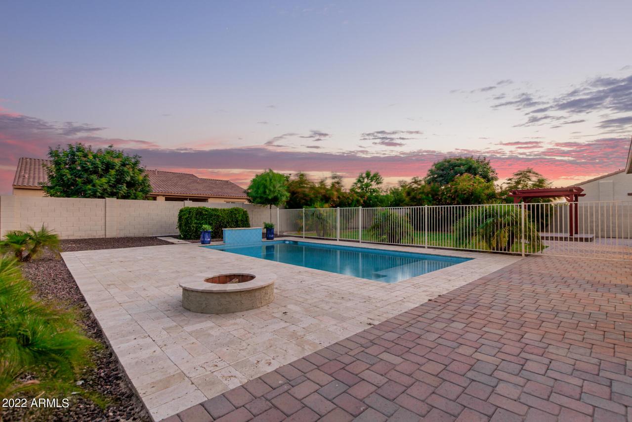 21163 E Via De Arboles, Queen Creek, AZ 85142