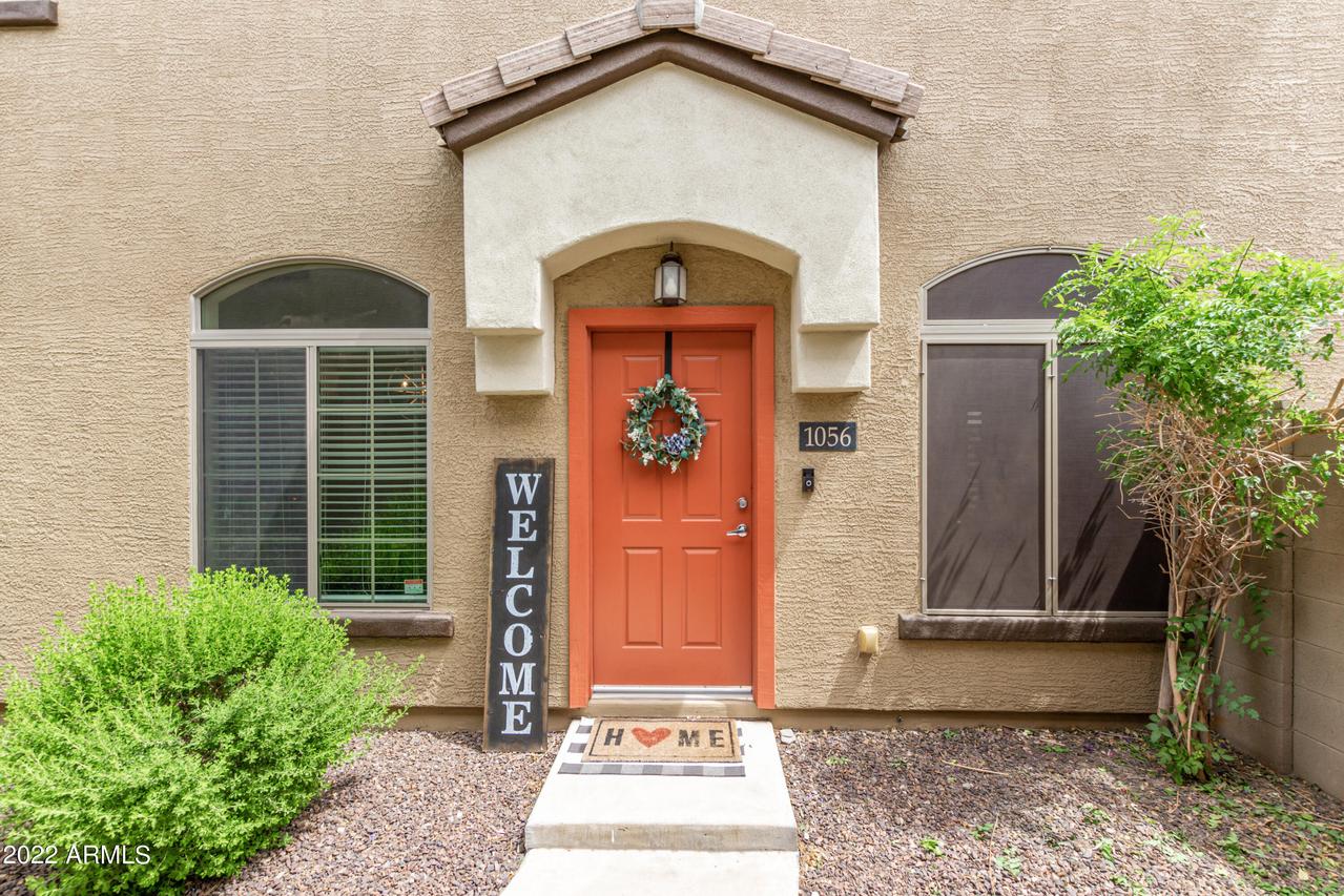 2725 E Mine Creek Rd. #1056, Phoenix, AZ 85024