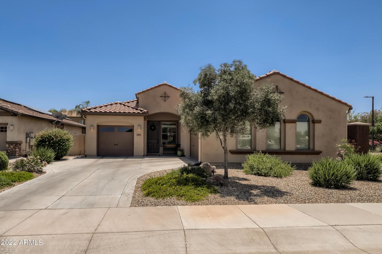 15697 W Westview Dr., Goodyear, AZ 85395