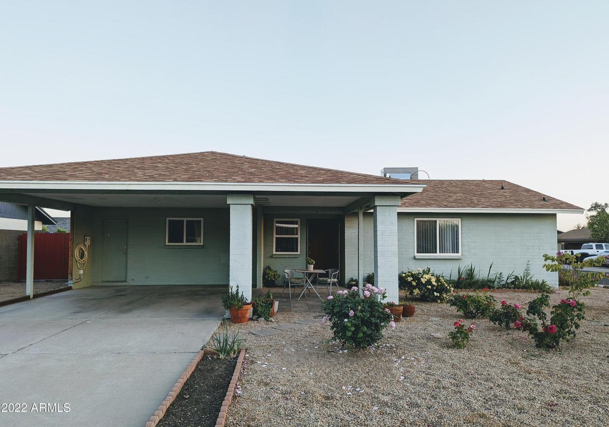 413 W Kristal Way, Phoenix, AZ 85027