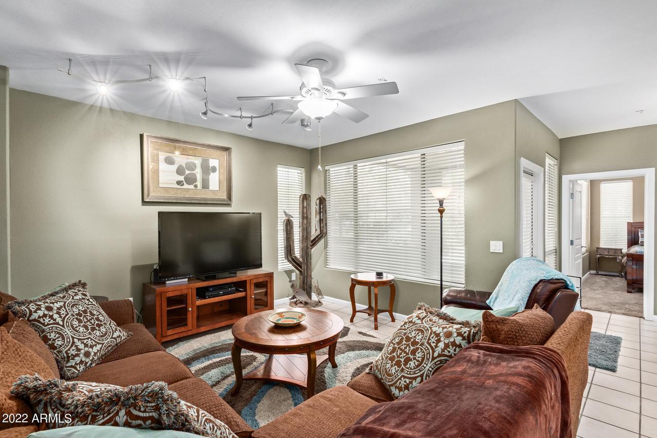 11680 E Sahuaro Dr. #1060, Scottsdale, AZ 85259