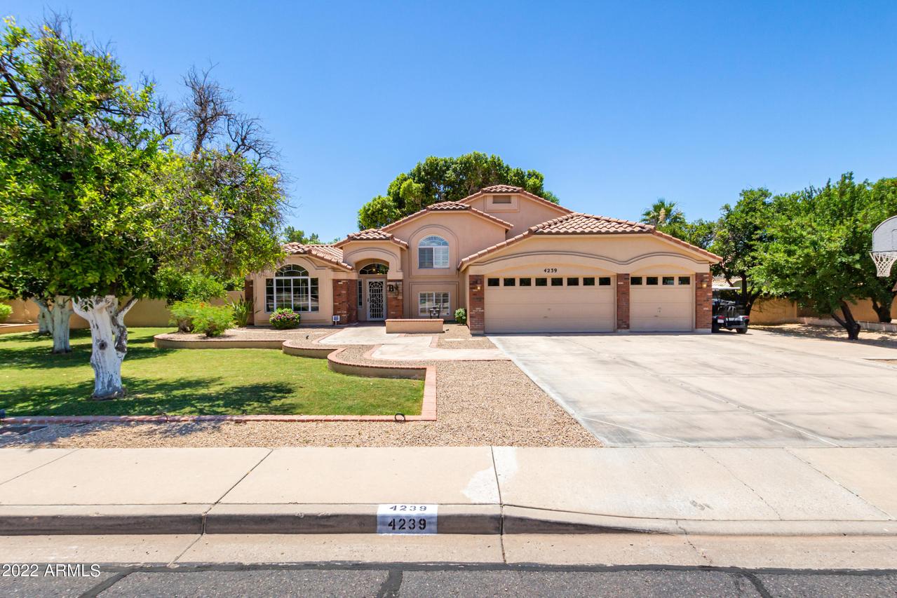 4239 E Hope St., Mesa, AZ 85205