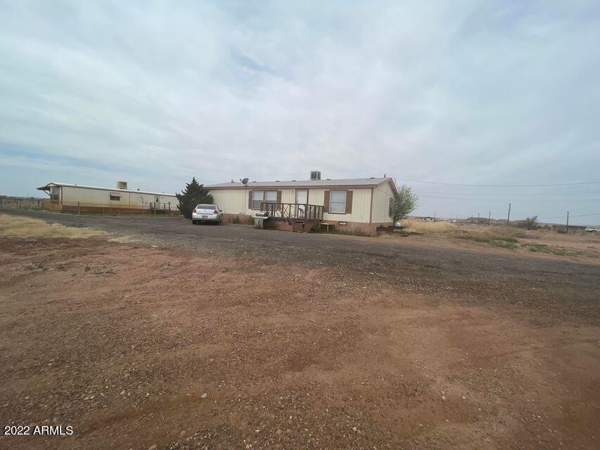 553 Mountain View Dr., Winslow, AZ 86047
