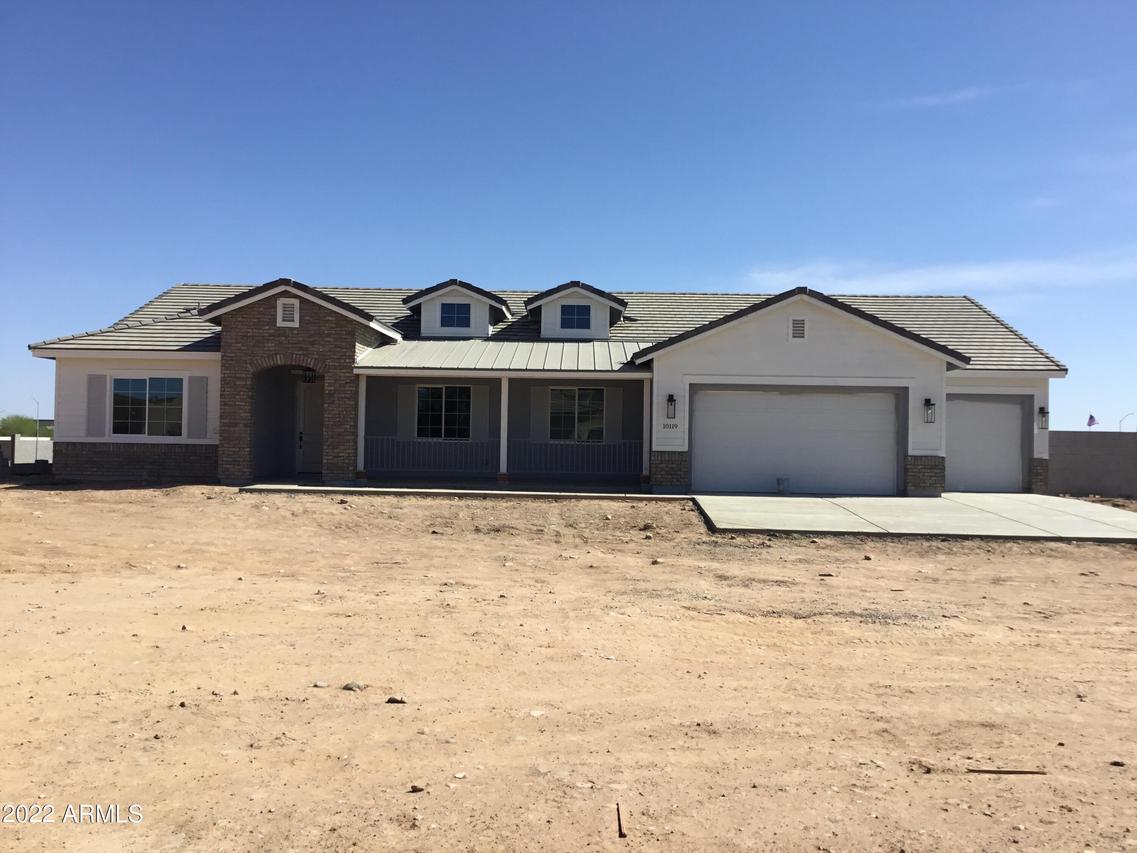 135 E Santa Cruz Dr., Phoenix, AZ 85085