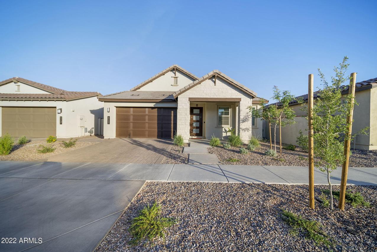 9733 E Resistance Ave., Mesa, AZ 85212
