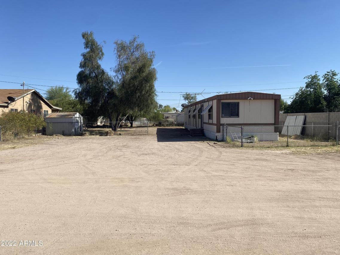 1358 S Warner Dr., Apache Junction, AZ 85120