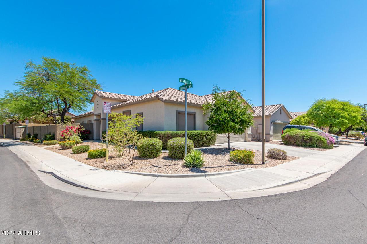 3556 W Warren Ln., Anthem, AZ 85086