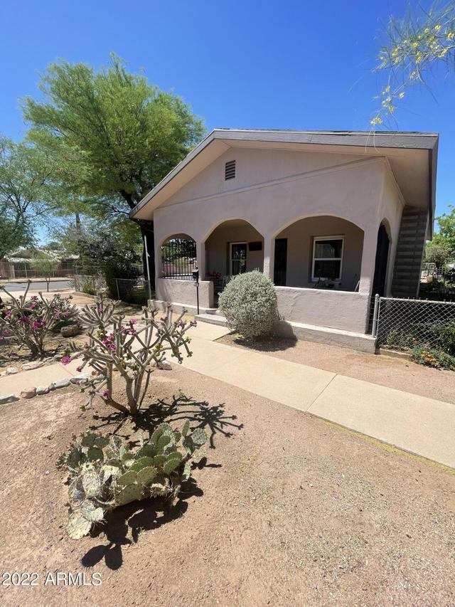 908 E International Ave., Douglas, AZ 85607