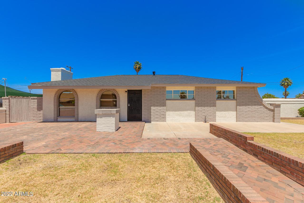 4002 W Cambridge Ave., Phoenix, AZ 85009
