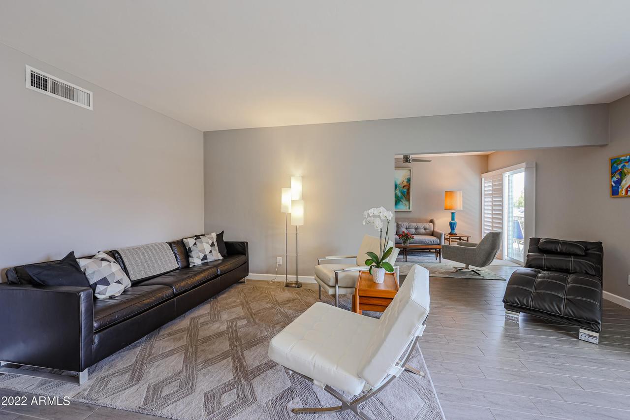 330 W Maryland Ave. #106, Phoenix, AZ 85013