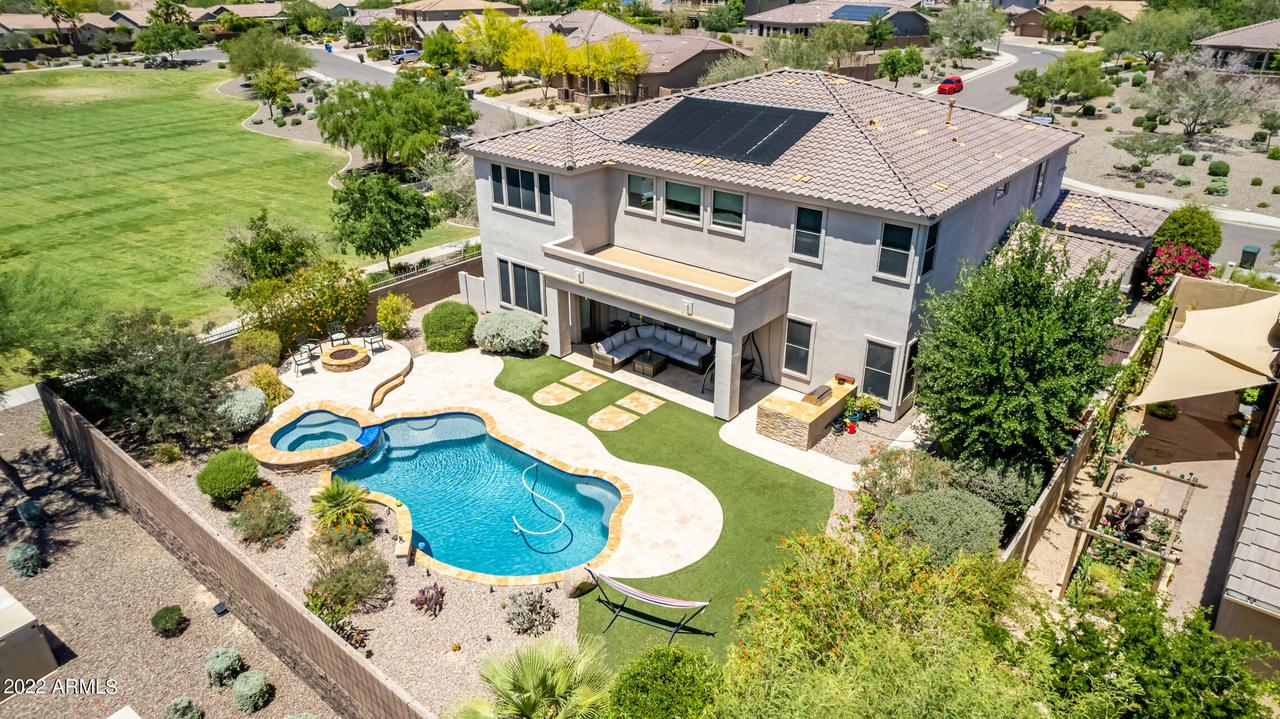 5529 W Straight Arrow Ln., Phoenix, AZ 85083