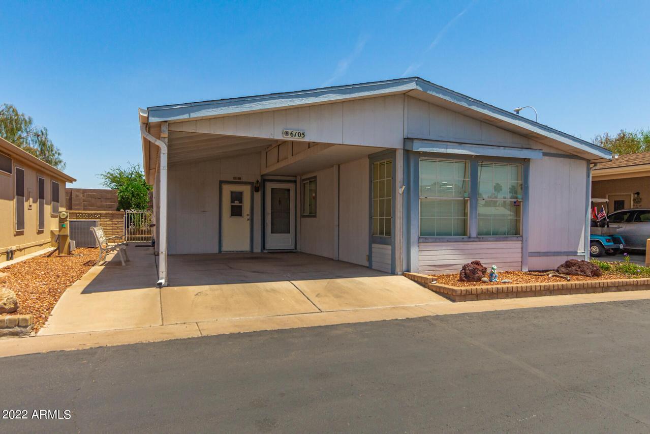 6105 S Oakmont Dr., Chandler, AZ 85249