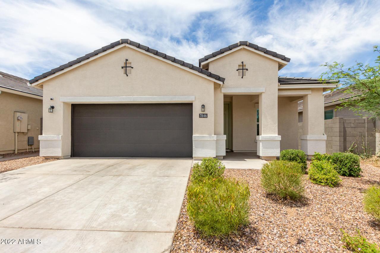 7846 S 44th Ln., Laveen, AZ 85339