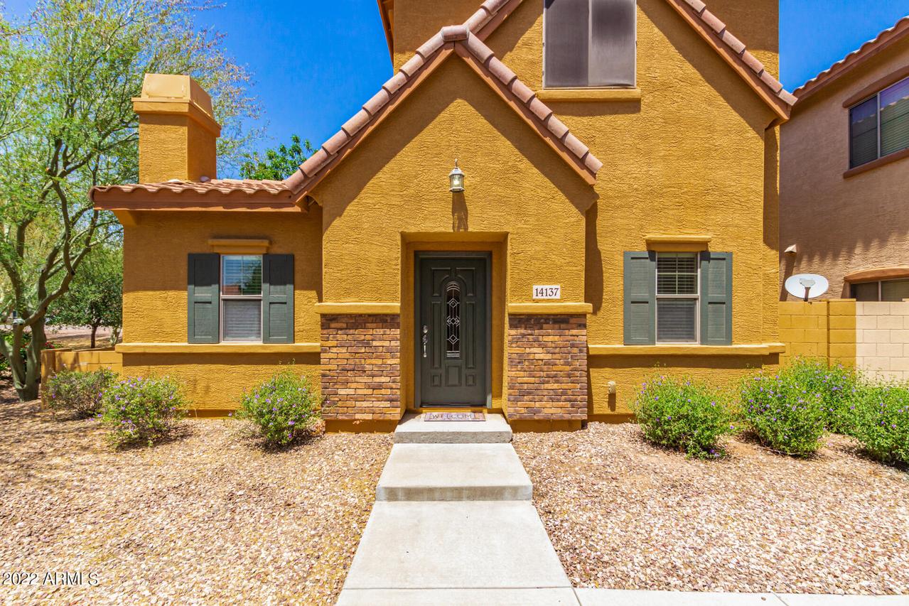 14137 W Country Gables Dr., Surprise, AZ 85379