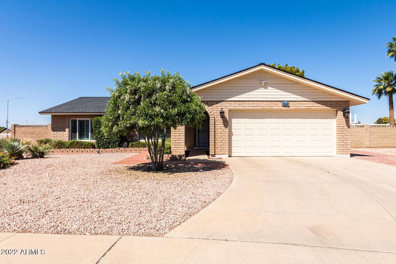 1360 W Esplanade St., Mesa, AZ 85201