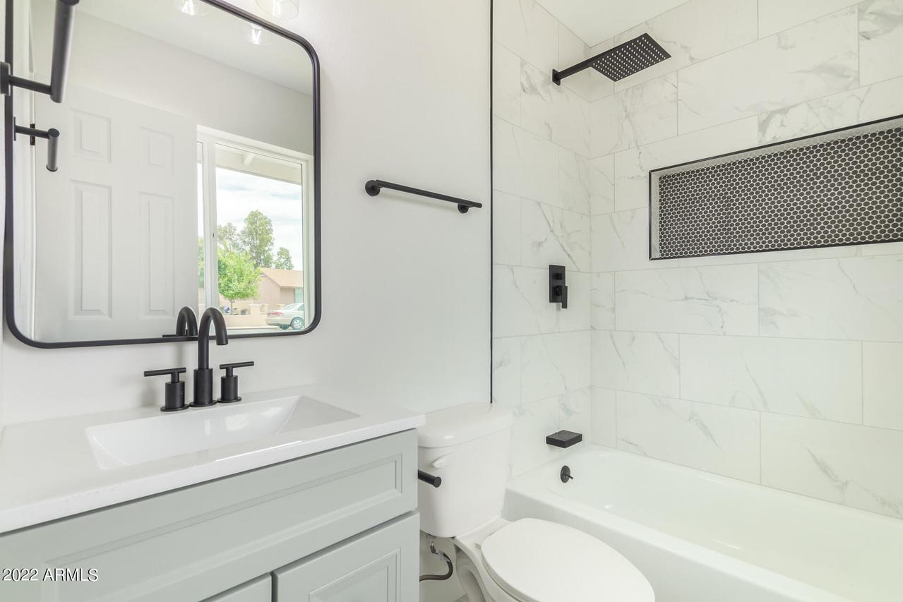 548 W Elena Ave., Mesa, AZ 85210