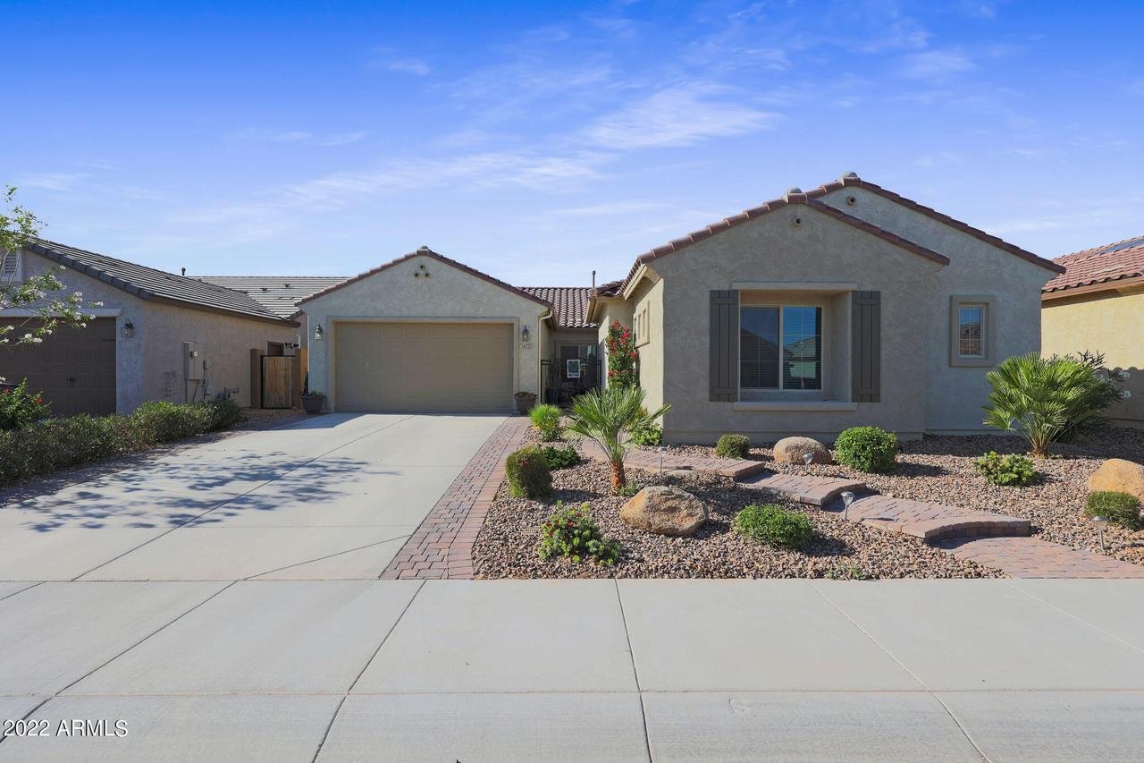 5472 W Saratoga Way, Florence, AZ 85132
