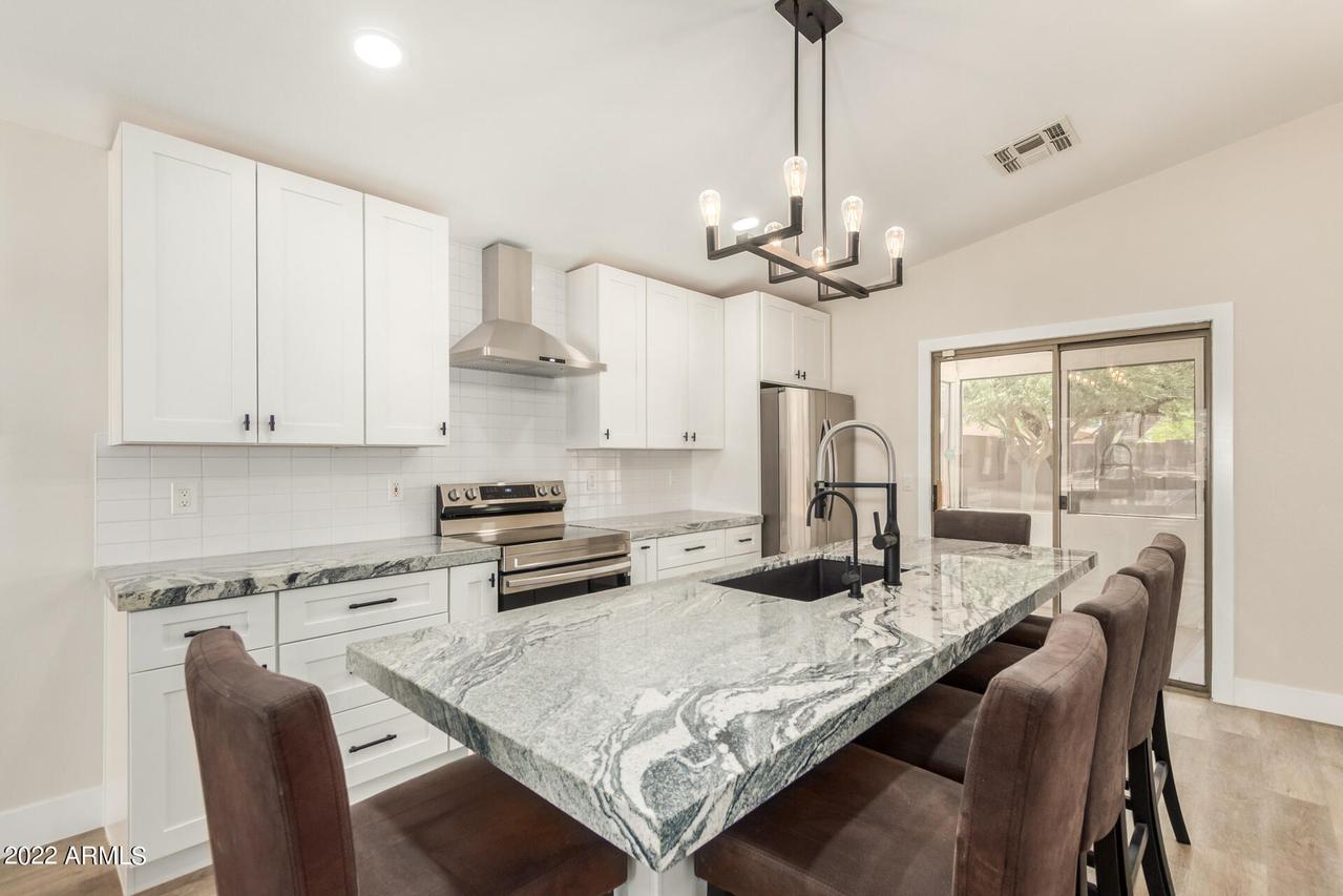 1471 W 19th Ave., Apache Junction, AZ 85120