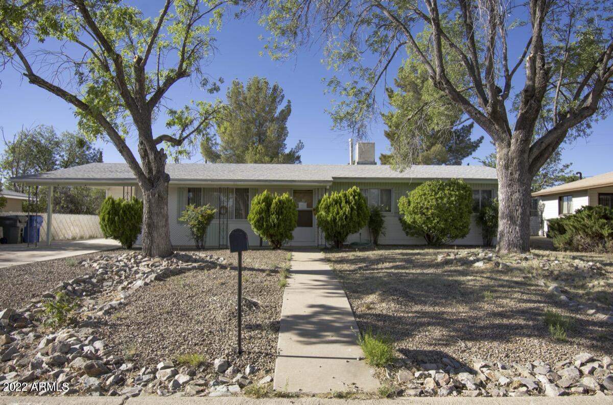 26 E Kayetan Dr., Sierra Vista, AZ 85635