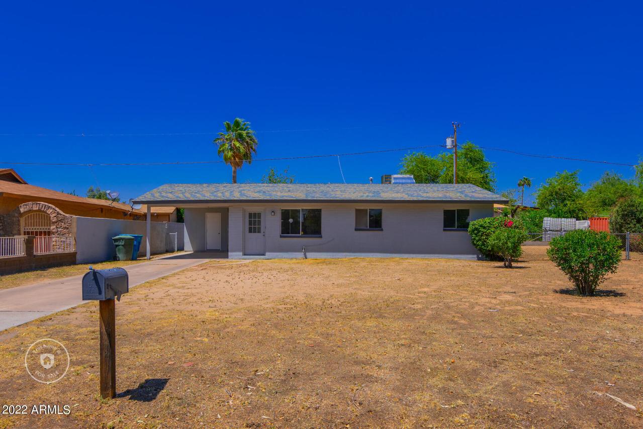 2520 E Hartford Ave., Phoenix, AZ 85032