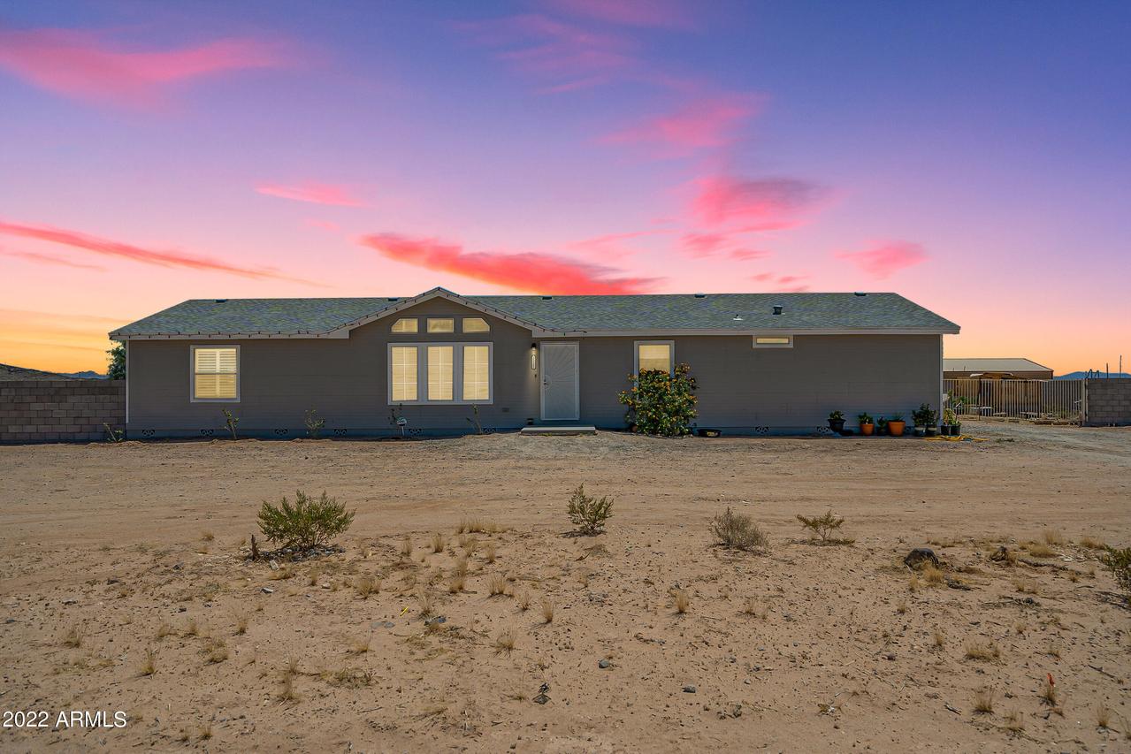 35301 W Steinway Dr., Arlington, AZ 85322