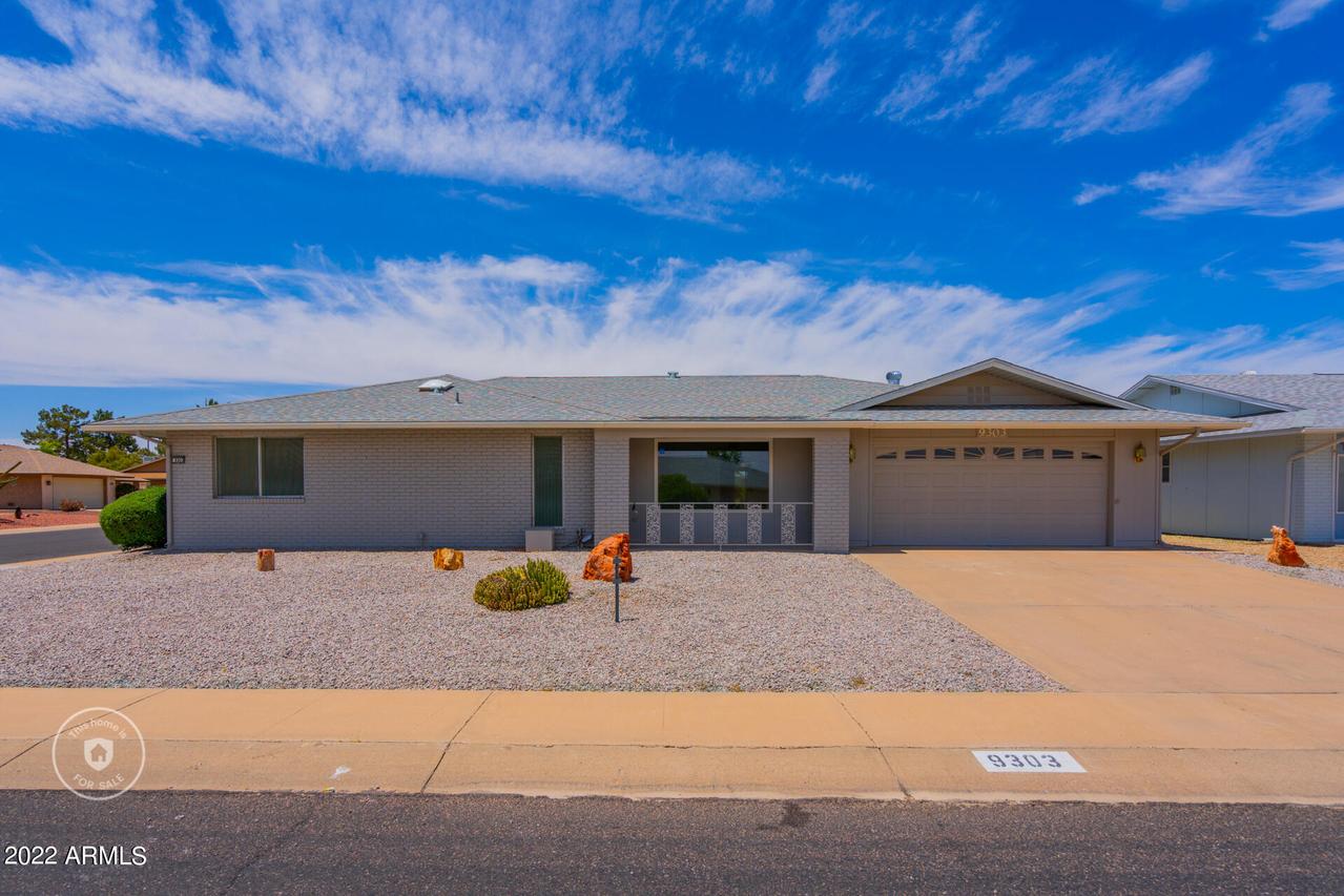 9303 W Spanish Moss Ln., Sun City, AZ 85373