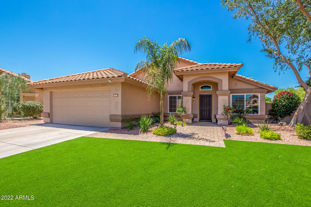 7369 W Via Del Sol Dr., Glendale, AZ 85310
