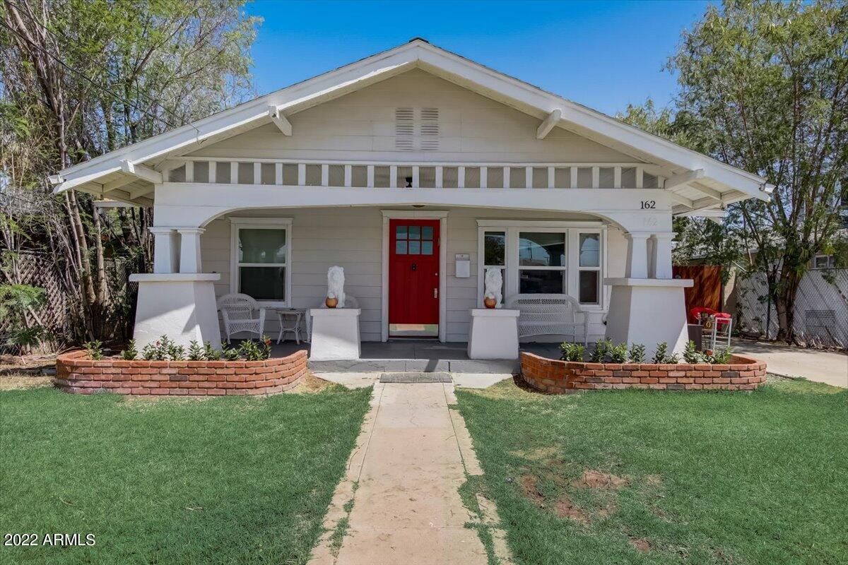 162 E 2nd Ave., Mesa, AZ 85210