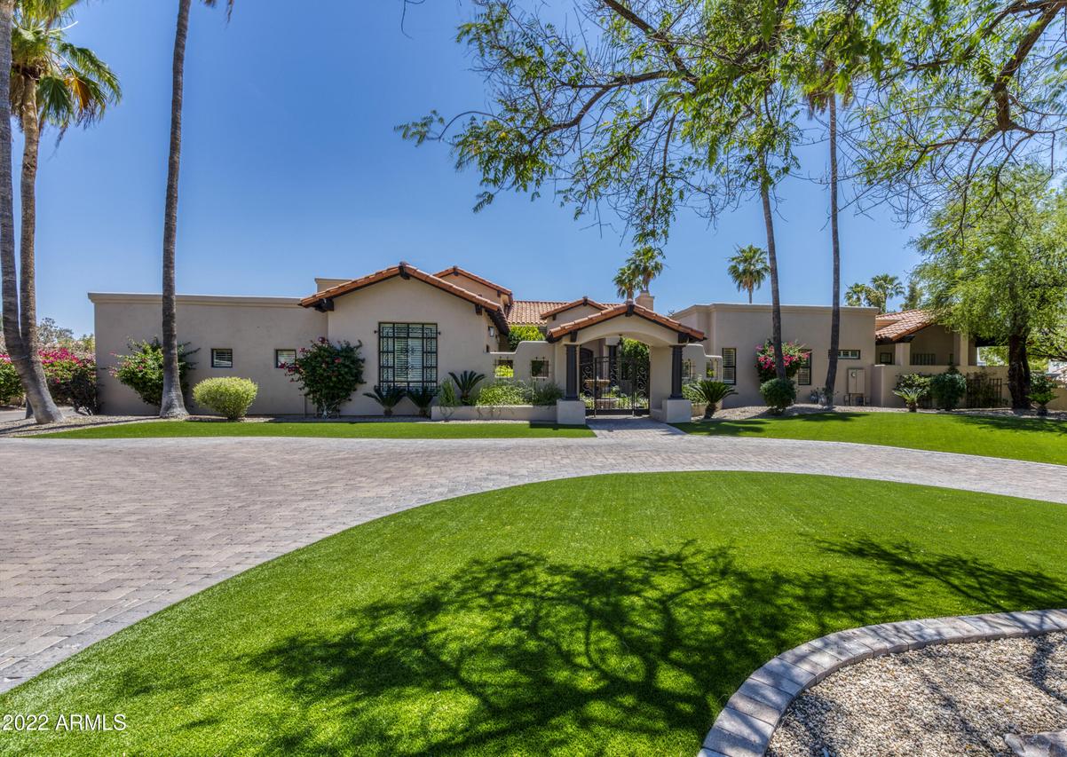 10385 E Corrine Dr., Scottsdale, AZ 85260