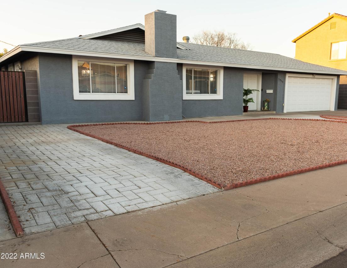 2924 W Keim Dr., Phoenix, AZ 85017