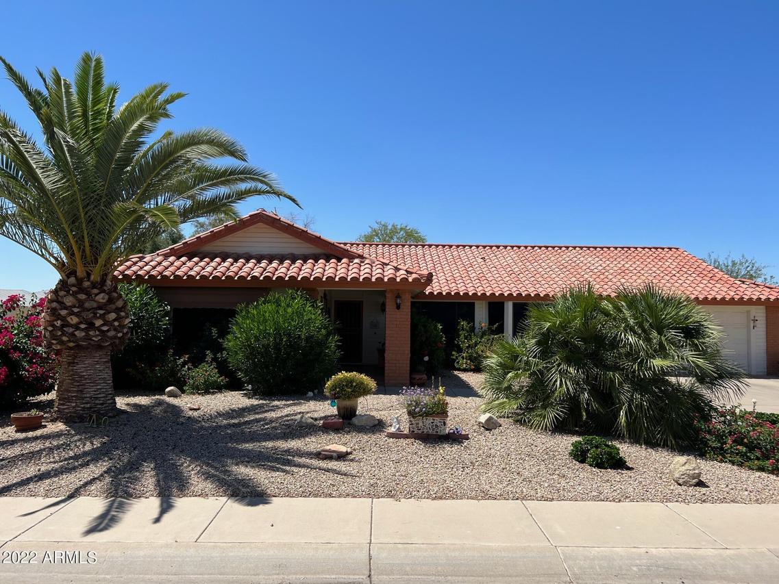 20026 N Crown Ridge Dr., Sun City West, AZ 85375