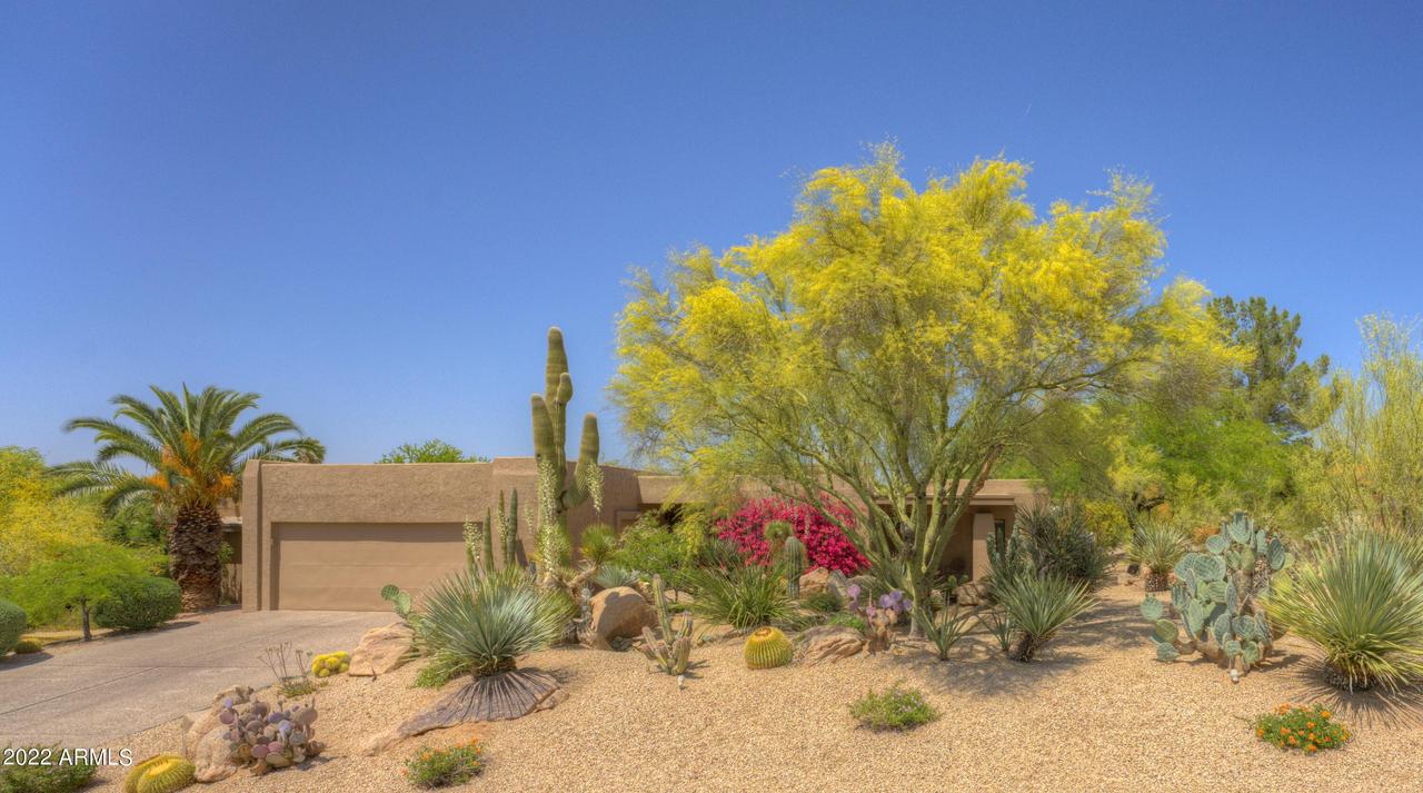 1716 E Staghorn Ln., Carefree, AZ 85377