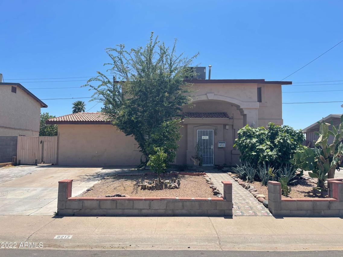 8217 W Whitton Ave., Phoenix, AZ 85033