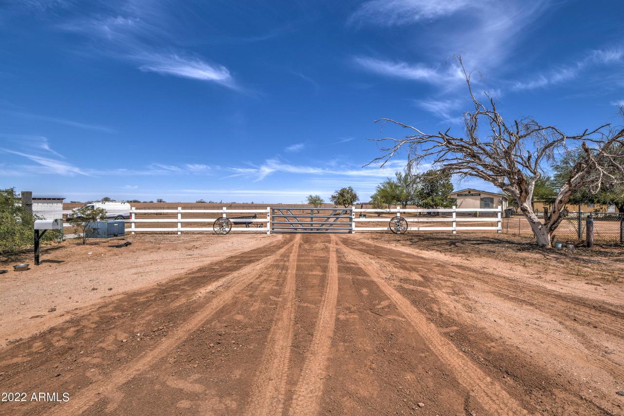 27865 N Black Butte Rd., Wittmann, AZ 85361