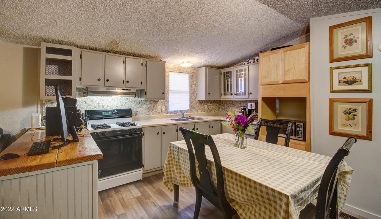 8427 W Glendale Ave. #151, Glendale, AZ 85305