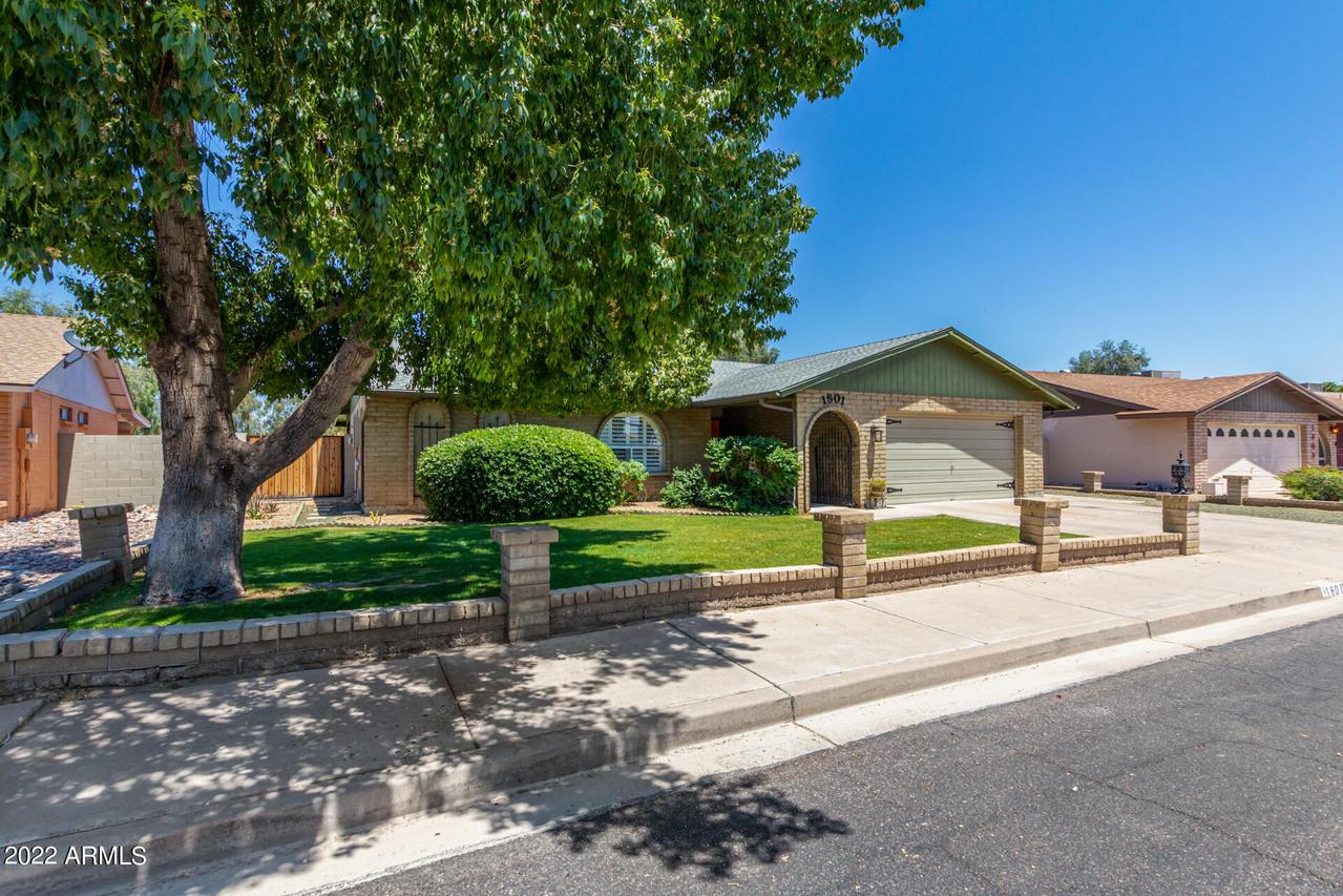 1801 S Emerson, Mesa, AZ 85210