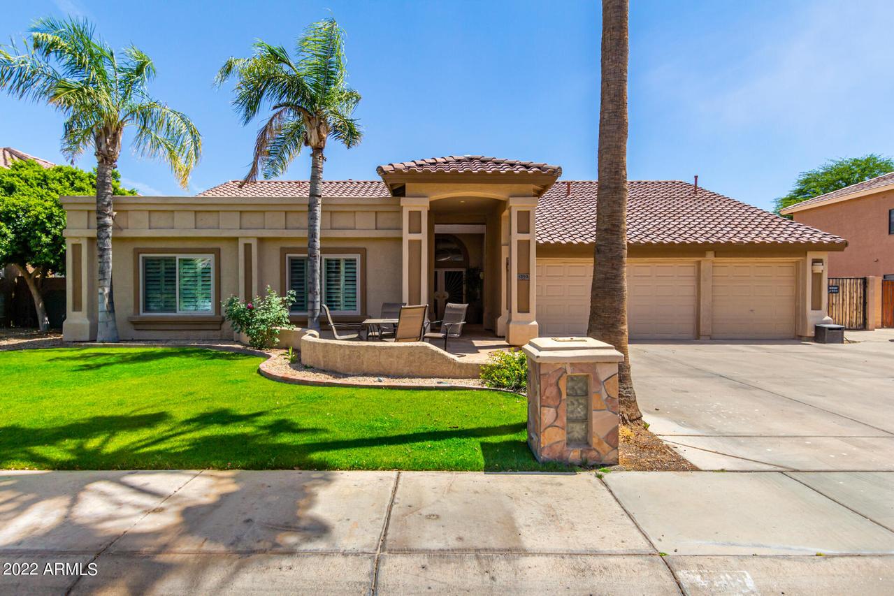 1393 E Bartlett Way, Chandler, AZ 85249