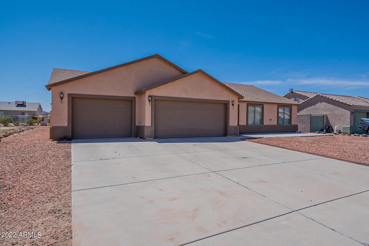 13919 S Avalon Rd., Arizona City, AZ 85123