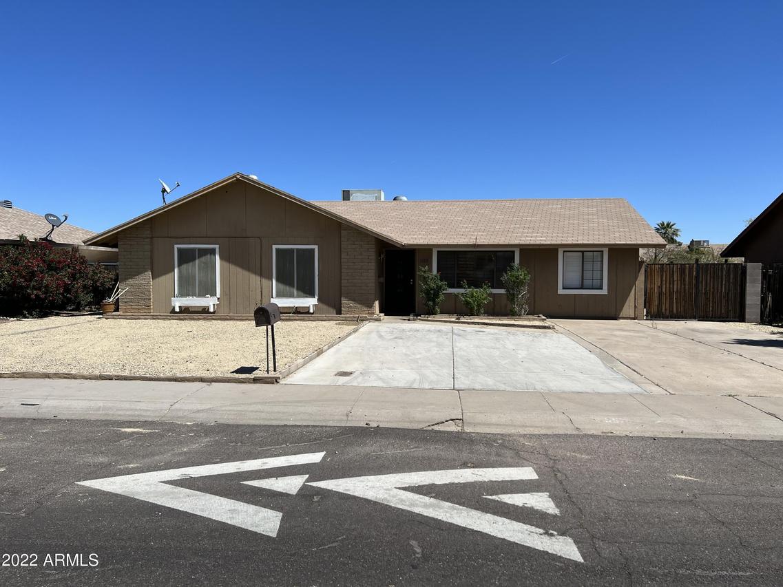 5527 N 73rd Ave., Glendale, AZ 85303