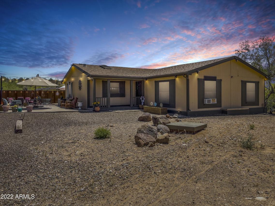 42016 N New River Rd., Phoenix, AZ 85086