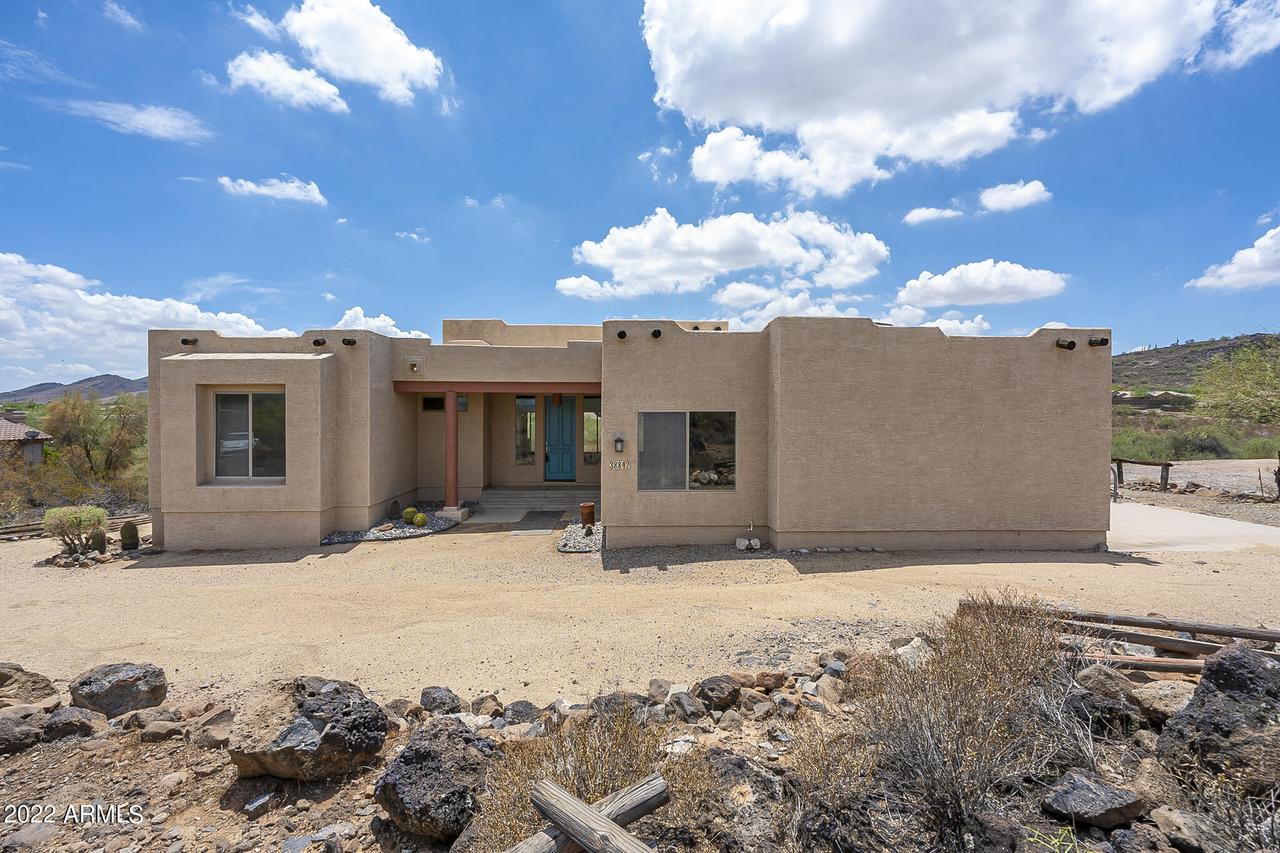 38842 N 33rd Ave., Phoenix, AZ 85086