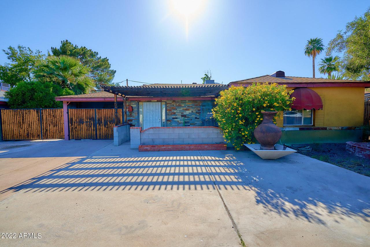 7030 N 12th St., Phoenix, AZ 85020